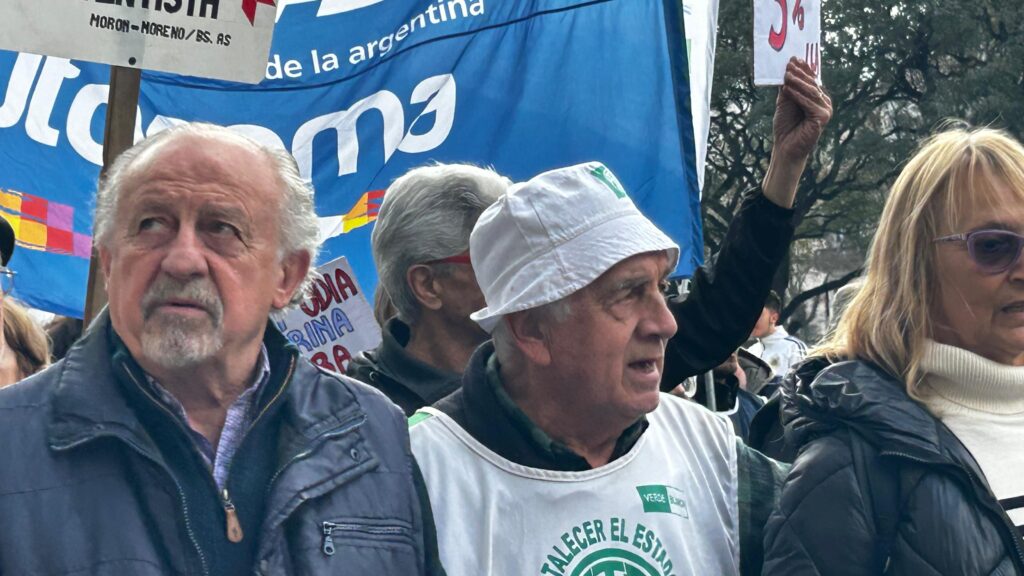 2ed422f4 ec1a 4cfe 83ed fb39163ae50d