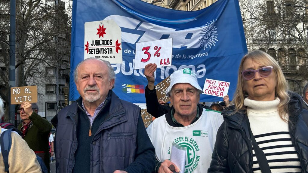 57e240f3 65b1 4179 92ab b2f3d3cf01e8