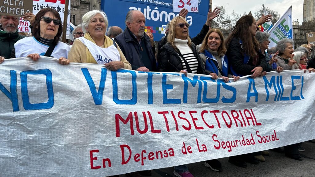 5b417295 287d 4c1d a06f d8a5dd4da65d