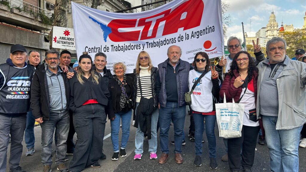 6ca48b6f b64c 4636 b2b4 5fa9e26e357b