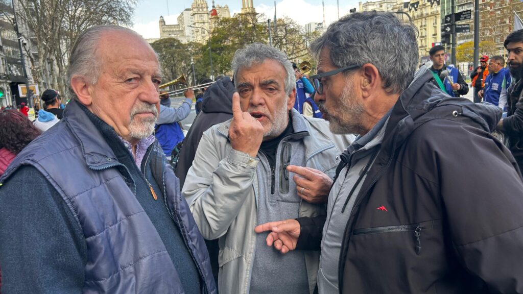 a76d6665 fda8 4bd0 b197 211f39df60da