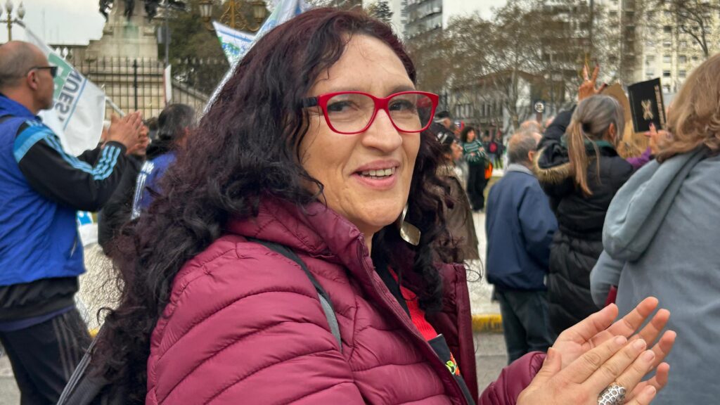 b3b06a17 f386 46fe a2d0 802b830731ec