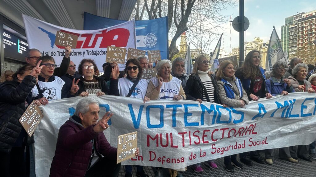 b7147819 074b 41f8 9107 4a38001f80ee