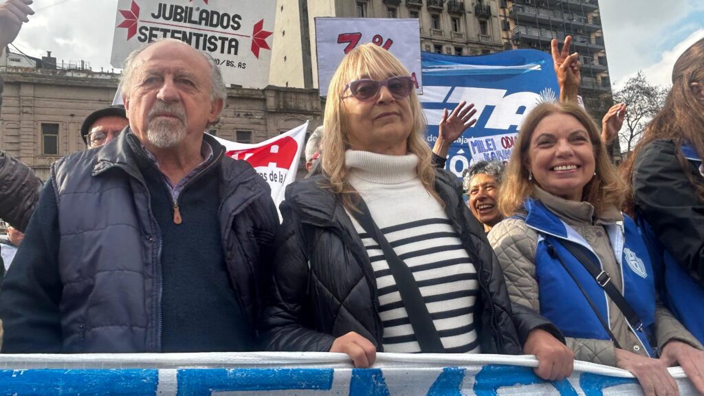 bedb218b aa9f 4f35 94a8 3b2814198b21