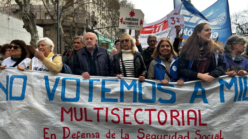 ceb1e105 46bd 4ea7 ac1d 64b2d5abe095