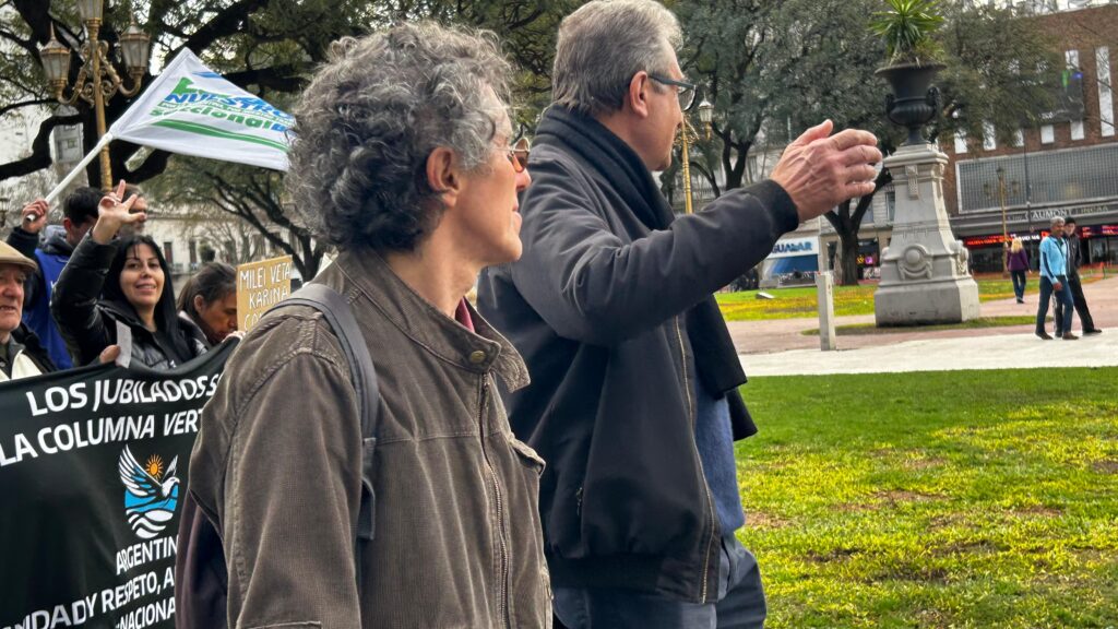 d05de2e9 62a0 450f 99dd 14bed8459834