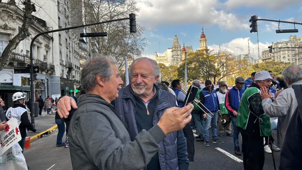 f4dcdca7 01c0 4628 8c2a f0fb98eedd47