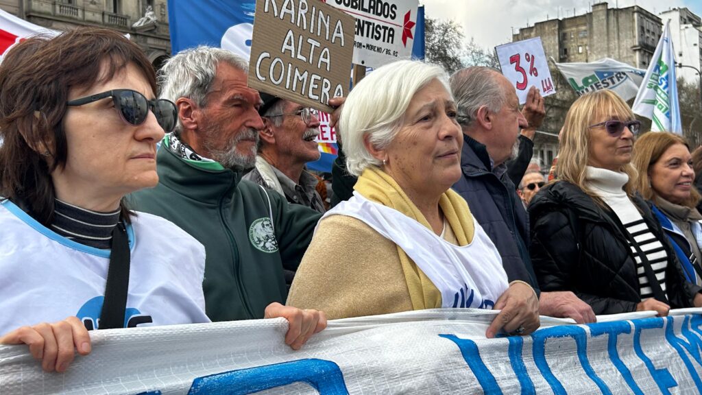 fb4fc8b5 f222 4011 ac31 c0e0b7d2641f