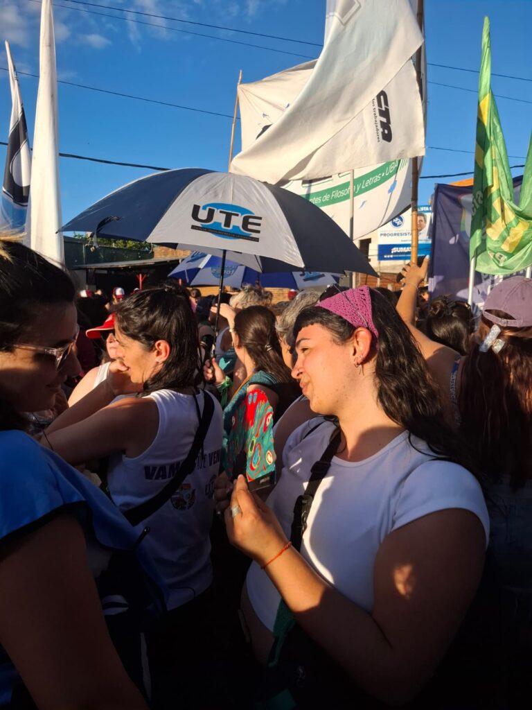 0d61cf72 3f5d 4166 93fa 74d758db71b1