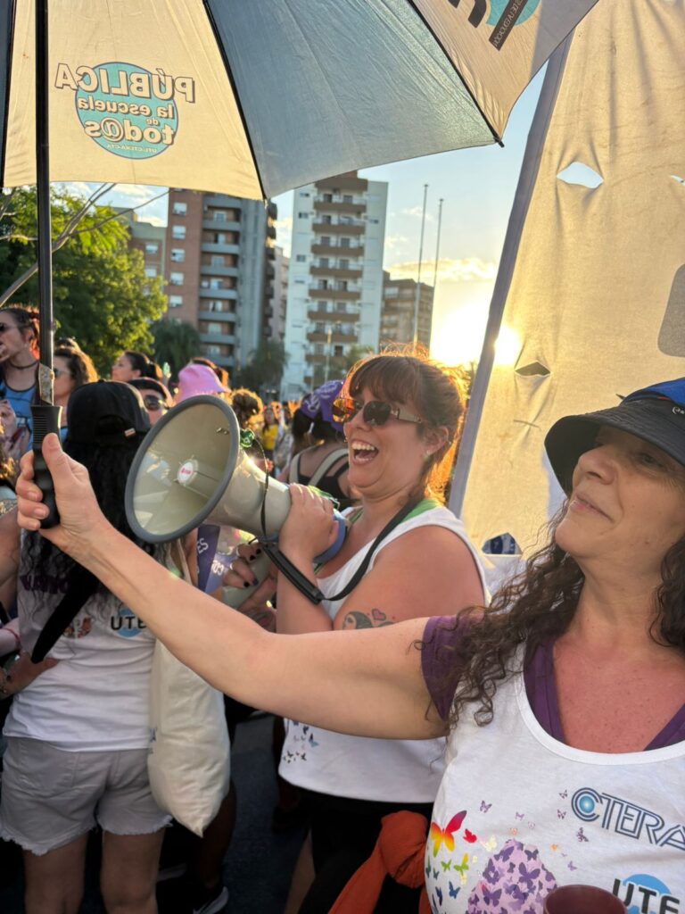 1727a76b 55ee 452b ba1c b87d59c108d6