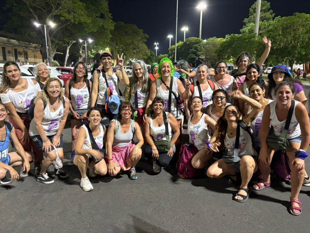 2533c4c9 7b0b 424b 98bc 0ab61a02736f