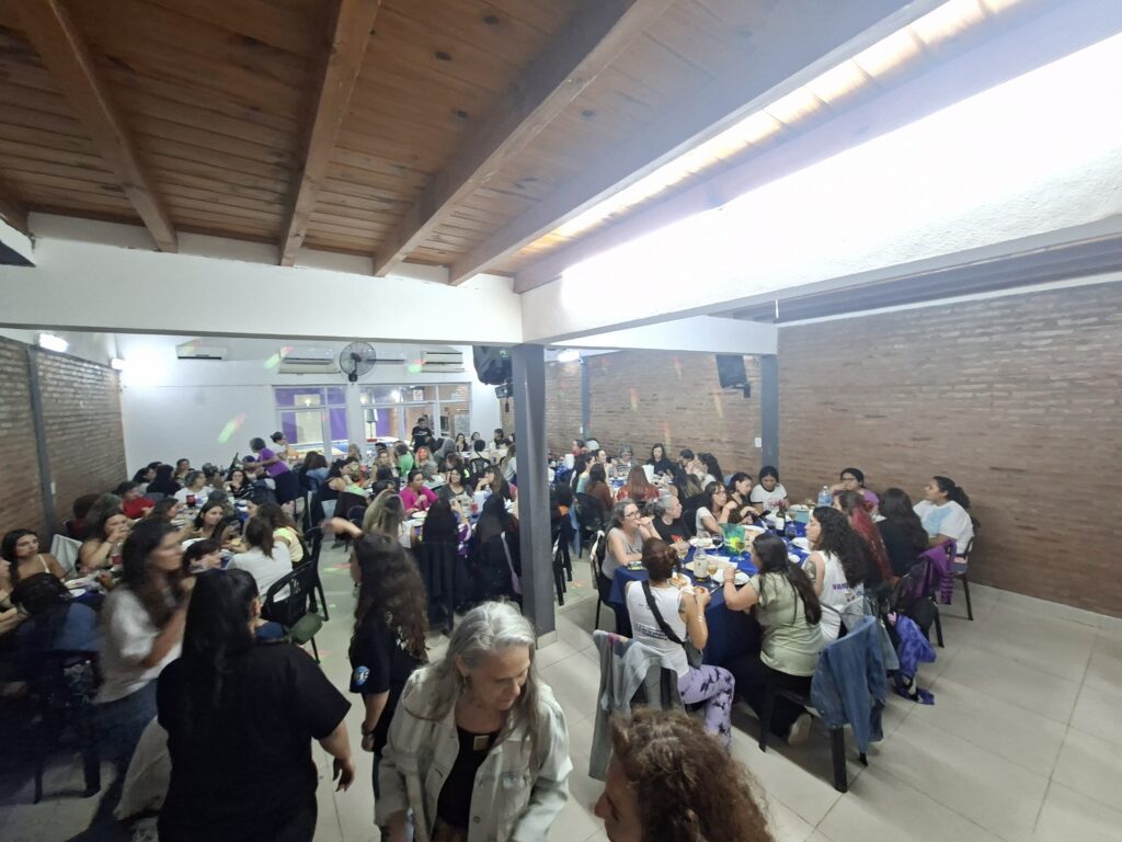 3bef6a70 54e2 4ad2 a1aa d084af4d1b12