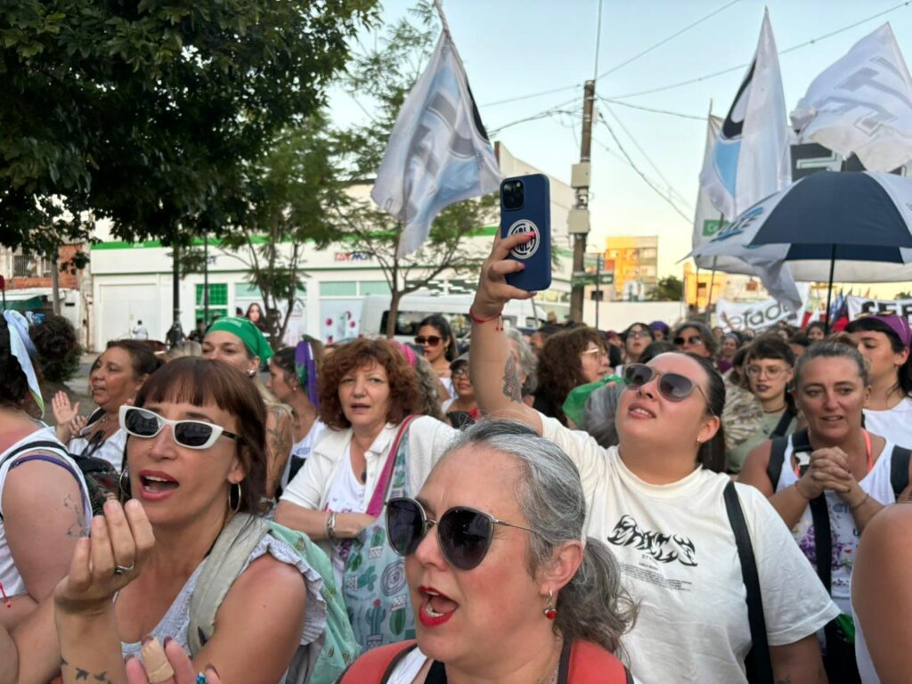 3d697a21 c6af 42b0 9135 99c26cba5e52