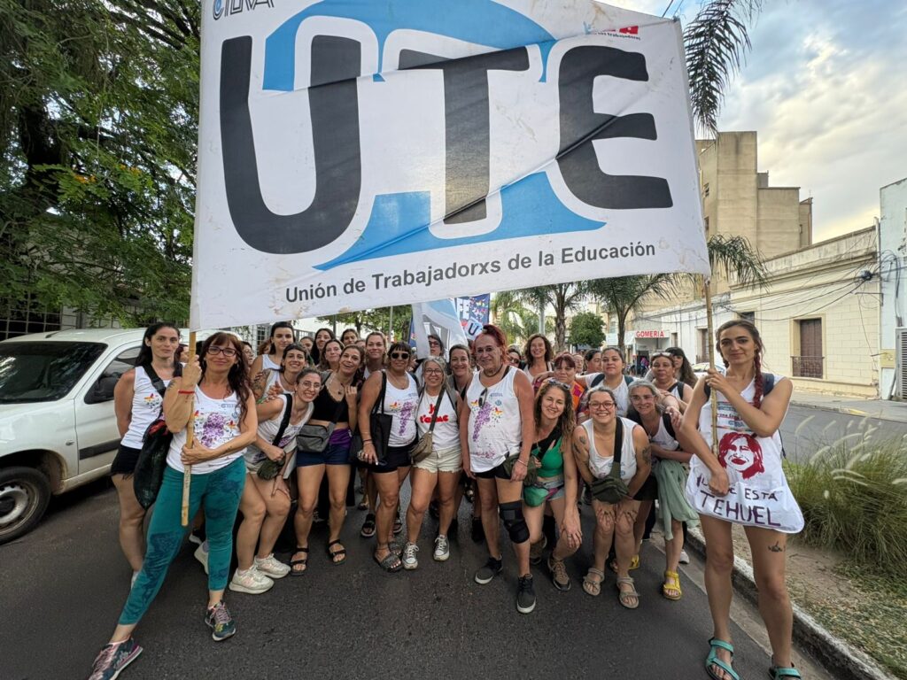 6c4e0e57 3c7b 4bcf a4a2 df4aeb9d5a3e