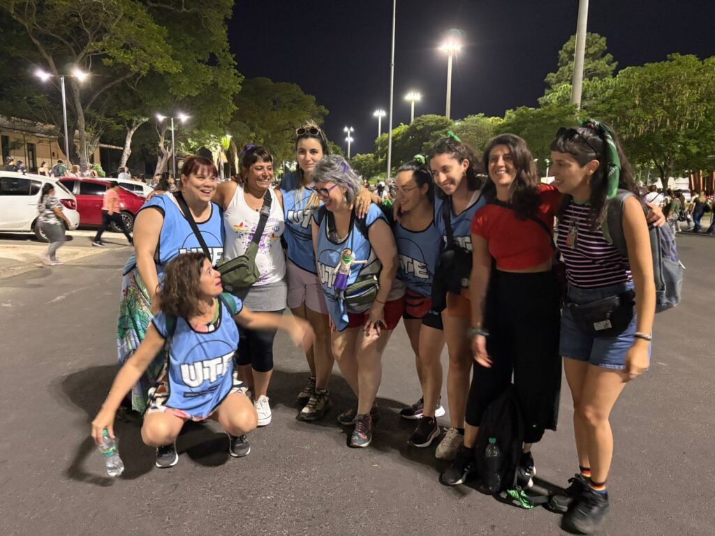 741404ff 7741 4ddd 99d5 fb2cb7097cf9