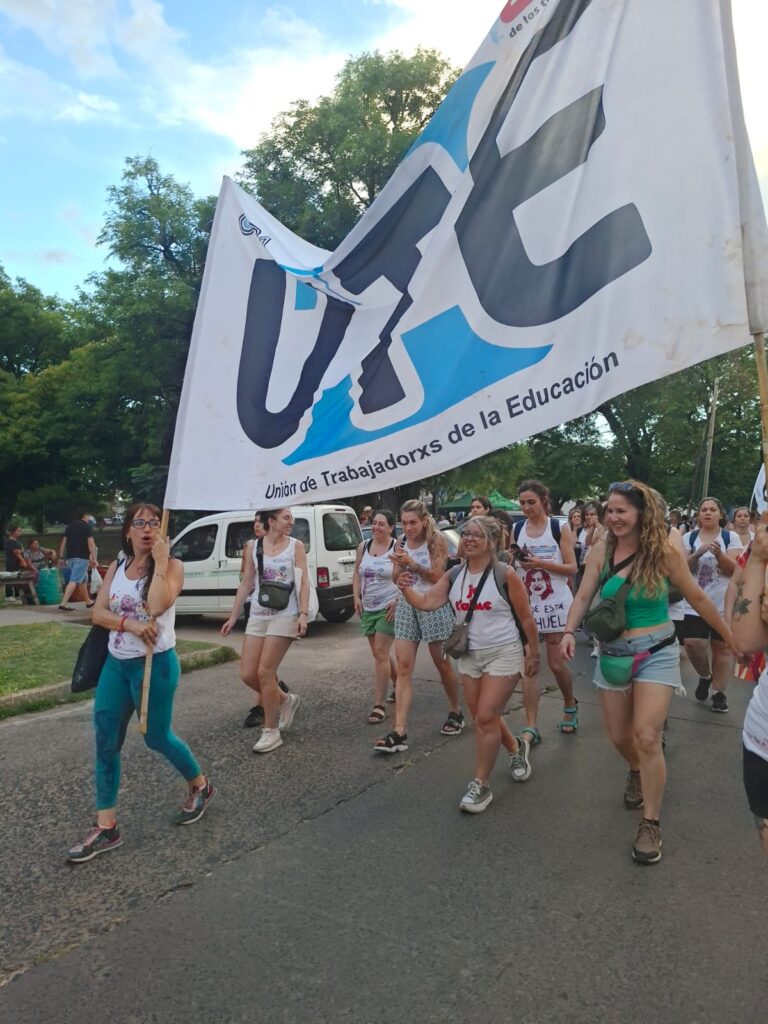 77372e77 8868 4dd0 a13b c925ee20685c