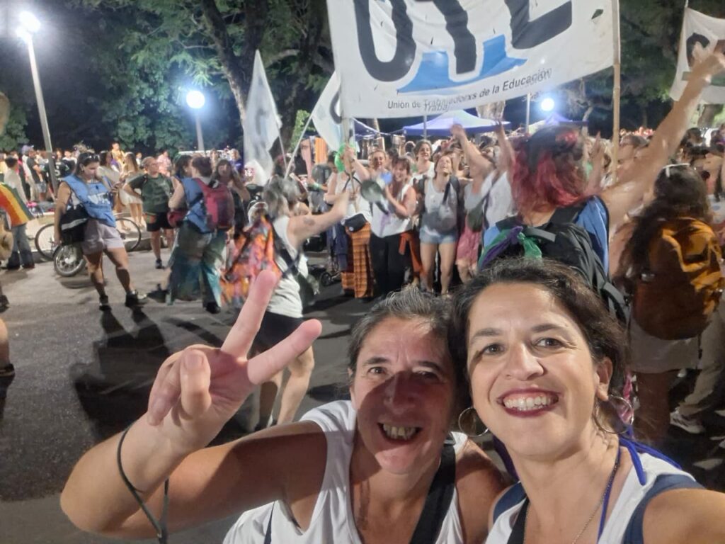 7b0c5c67 17ae 4d6b b8c2 f37a4fdd7af2