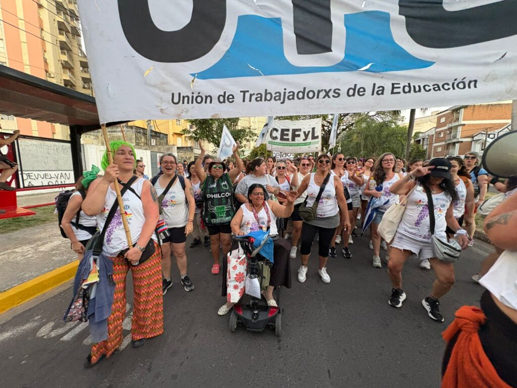 888a2eeb c011 45f0 b3aa 70fced4c3741