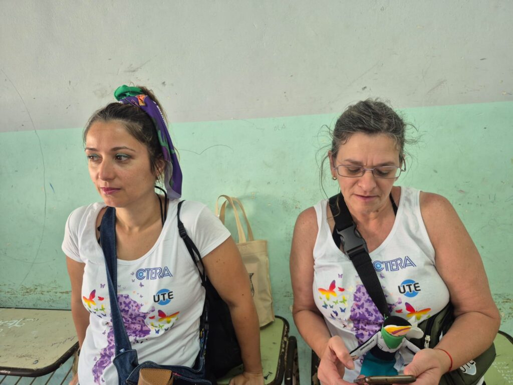 8f6f4a94 50ea 4cde b12b 870c6a876166