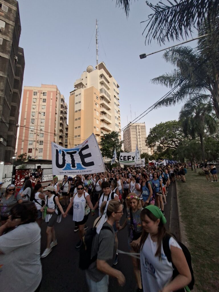 922d5acb 8cc7 4dd1 a874 25f0efa0aa2c