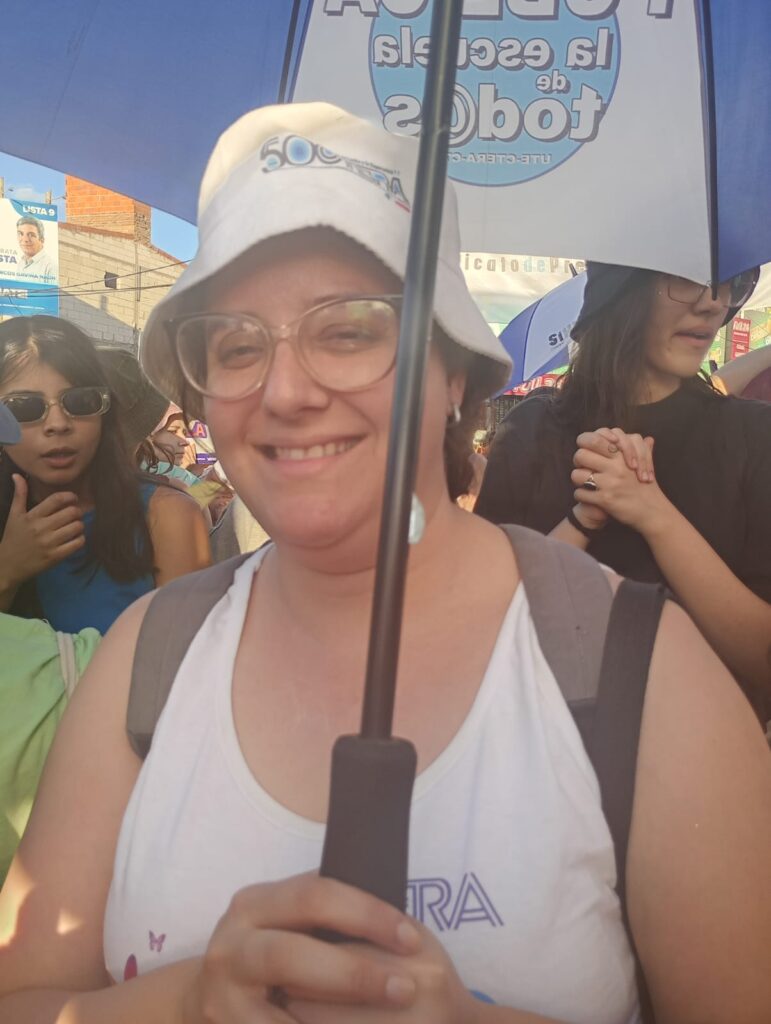 caef417b 01fb 4ccd 8b85 92de6090b1e7