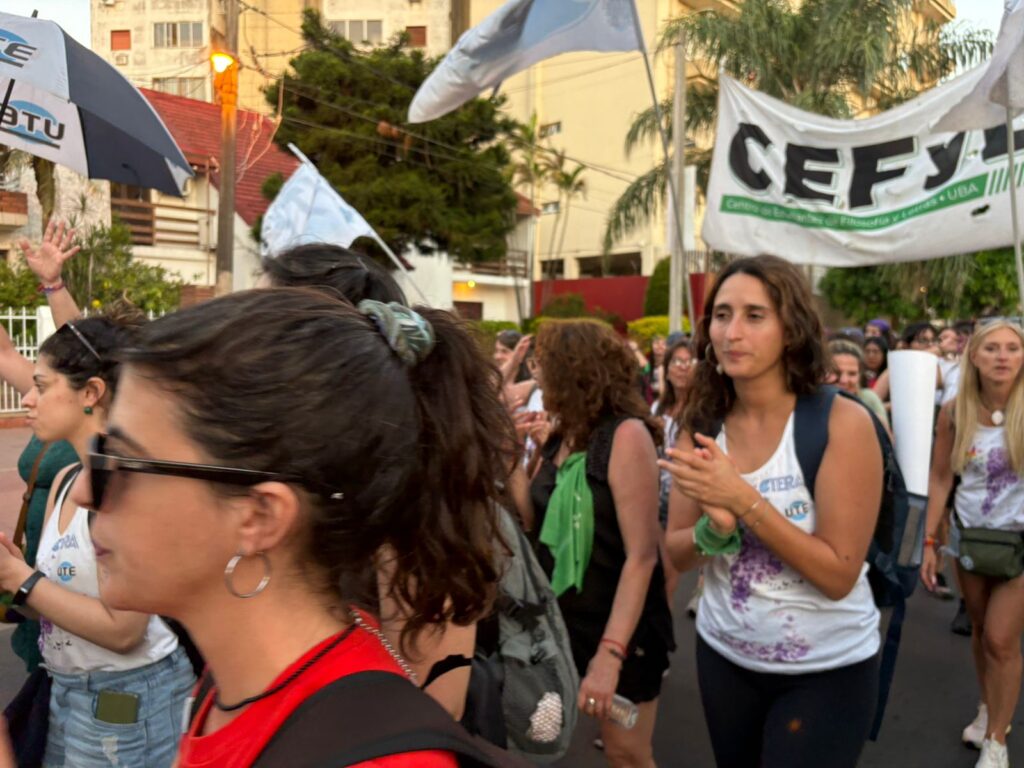 e6b3b536 7ec2 4367 a8d9 f42fe912e419