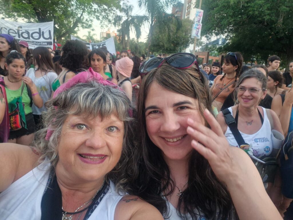 f8da71c1 6780 43c1 a63a 0290185fec81