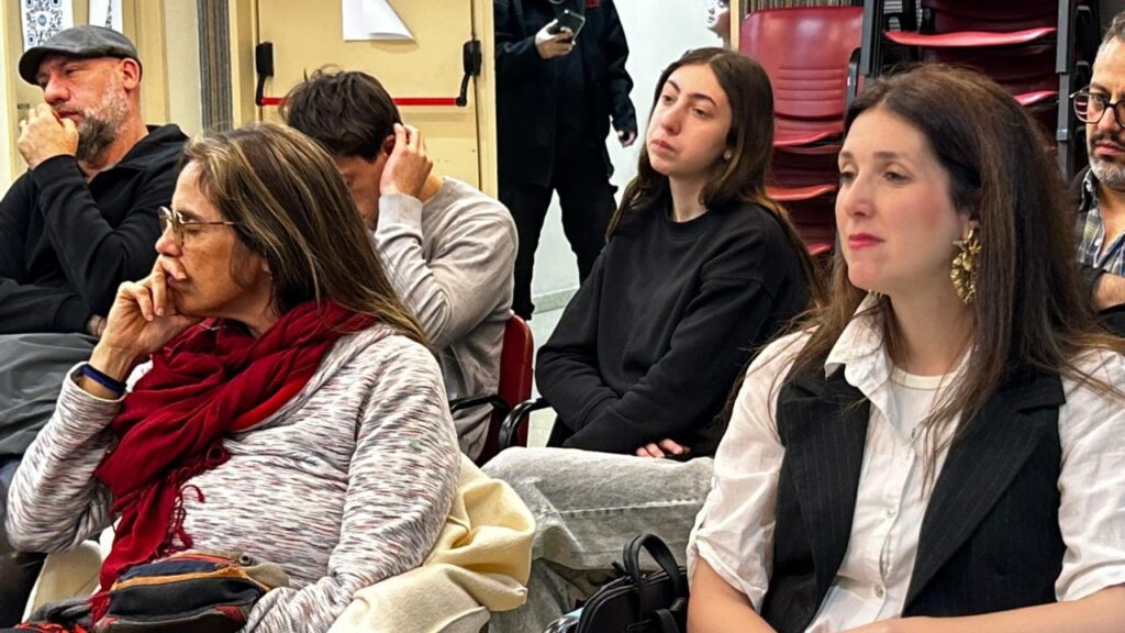 whatsapp image 2025 11 06 at 18.43.21