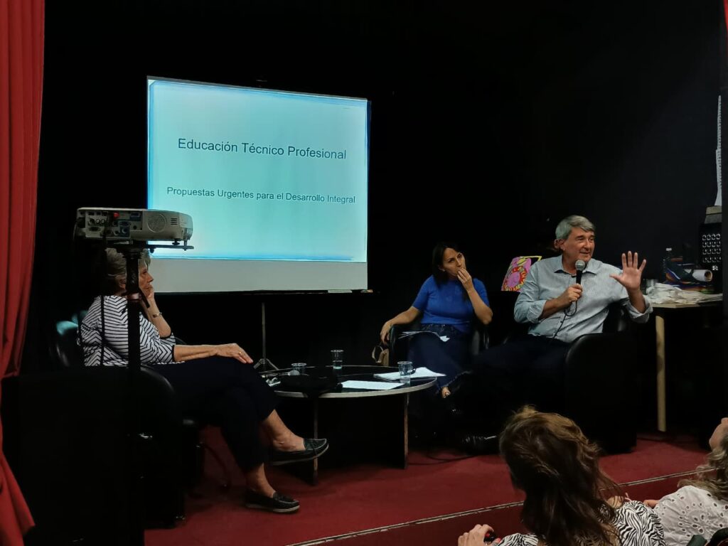 whatsapp image 2025 11 19 at 16.23.33