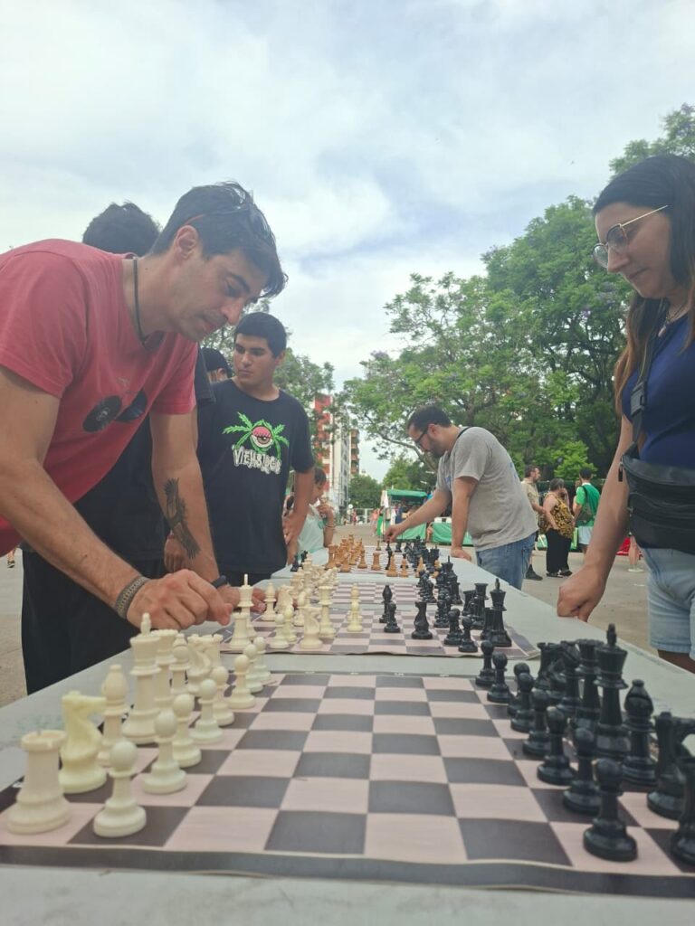 whatsapp image 2025 12 06 at 17.15.03