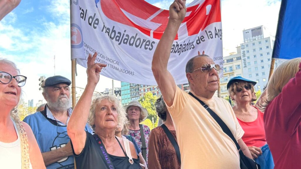 whatsapp image 2025 12 17 at 17.44.08